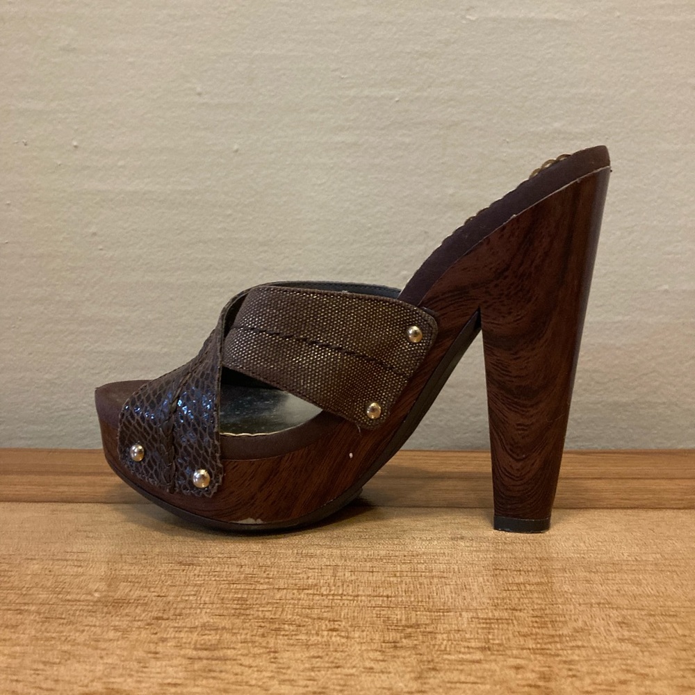 Wood leather 70's heels